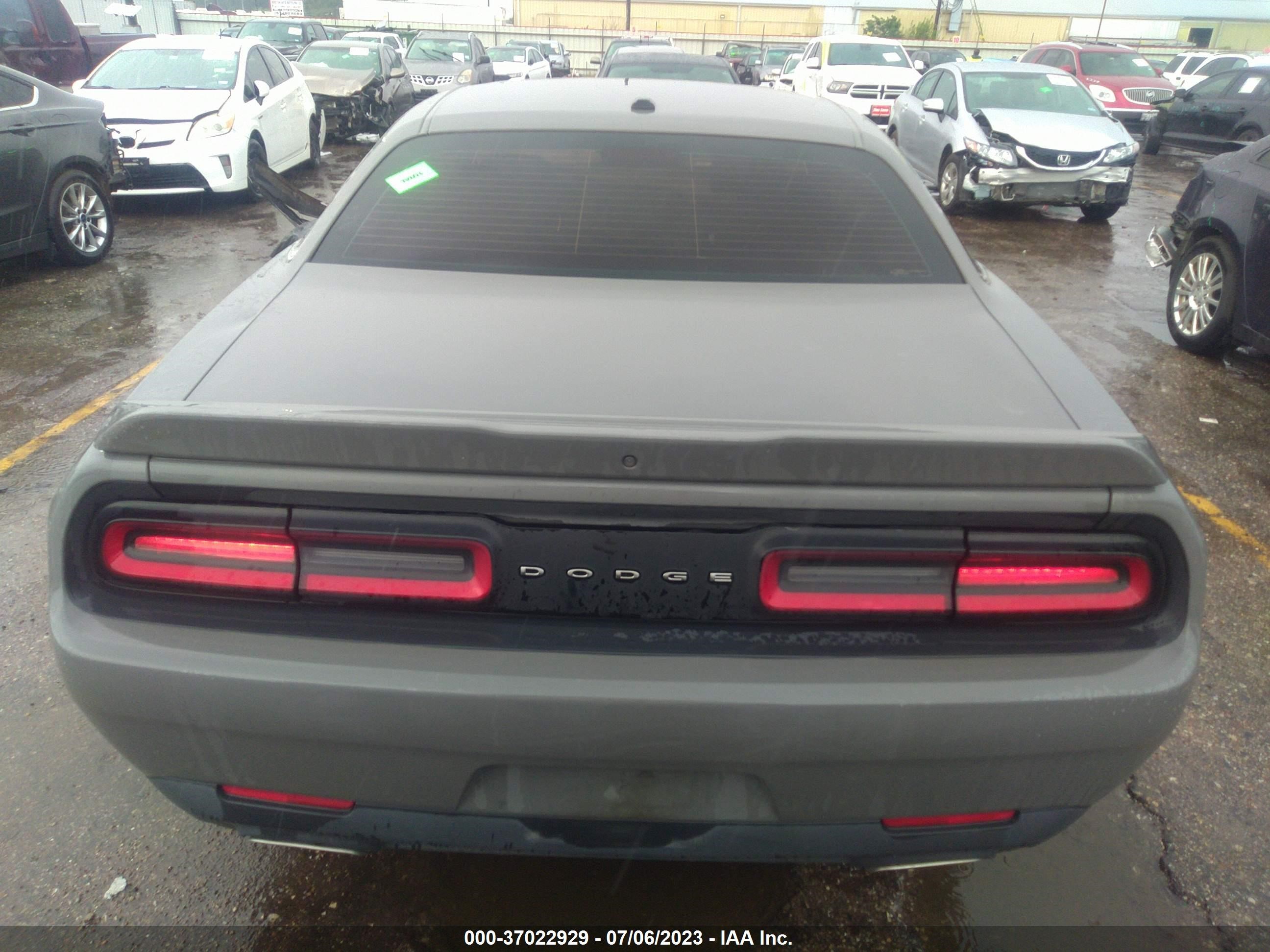 Photo 15 VIN: 2C3CDZAG5JH325164 - DODGE CHALLENGER 