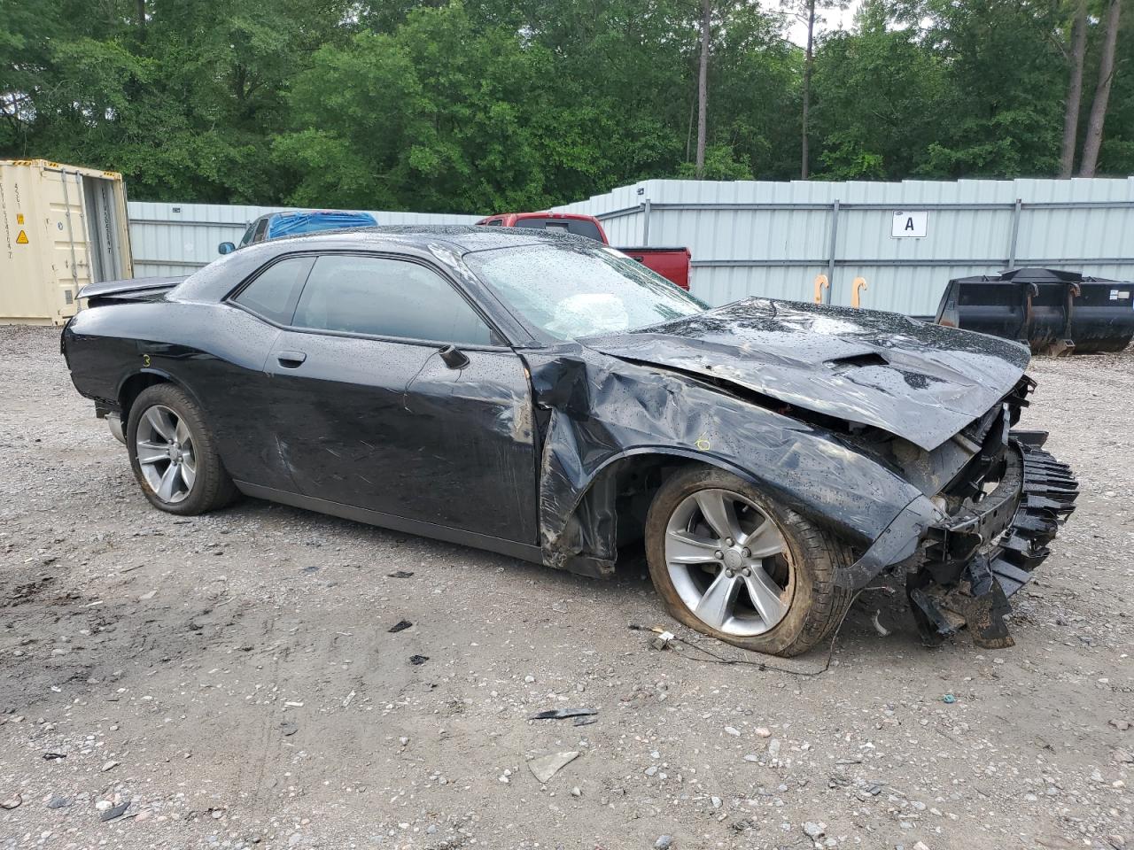 Photo 3 VIN: 2C3CDZAG5KH525642 - DODGE CHALLENGER 