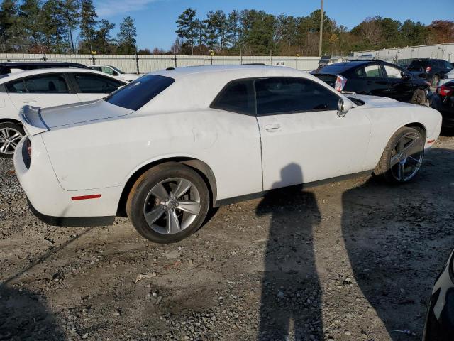 Photo 2 VIN: 2C3CDZAG5KH672558 - DODGE CHALLENGER 