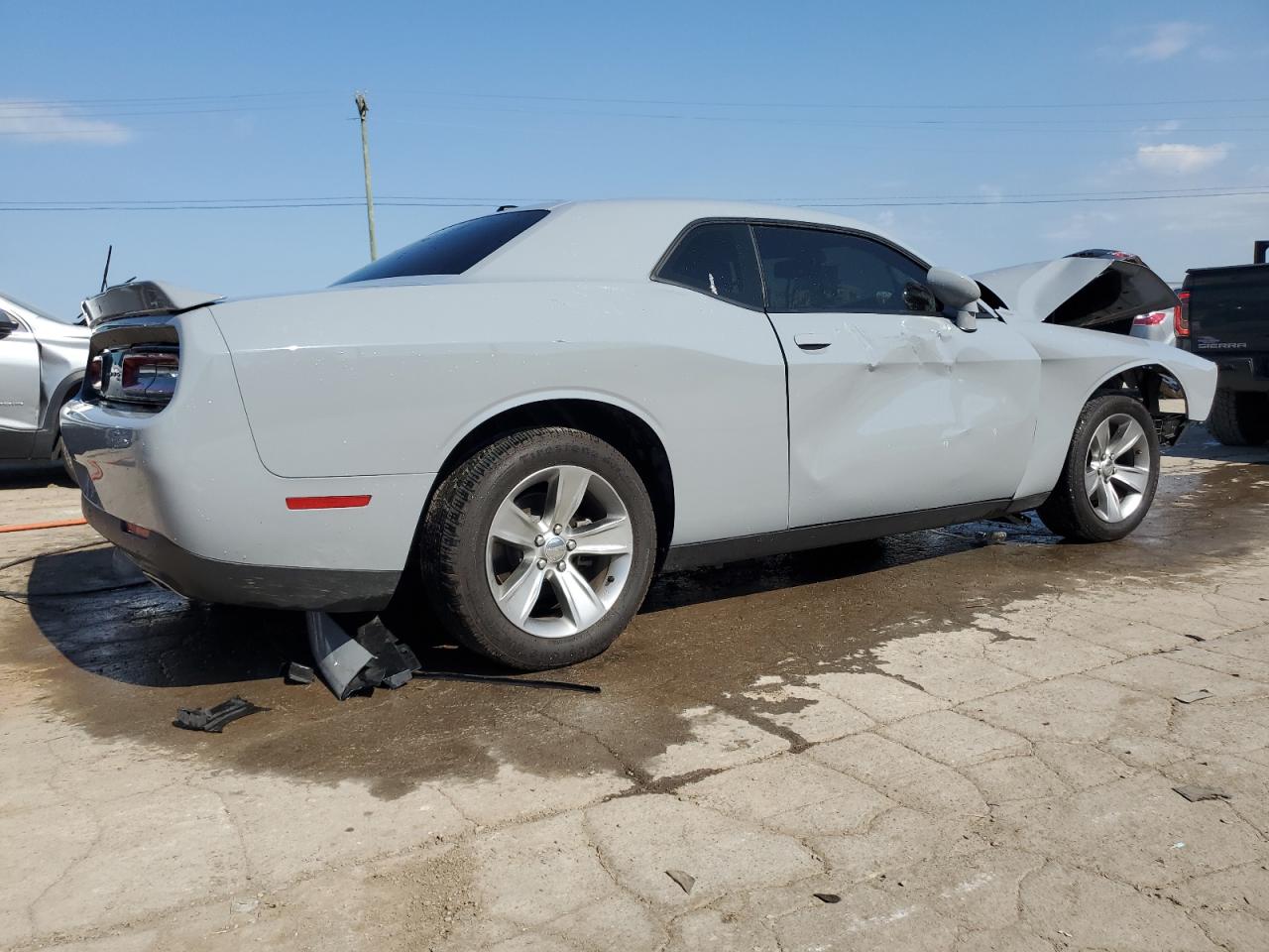 Photo 2 VIN: 2C3CDZAG5MH623427 - DODGE CHALLENGER 