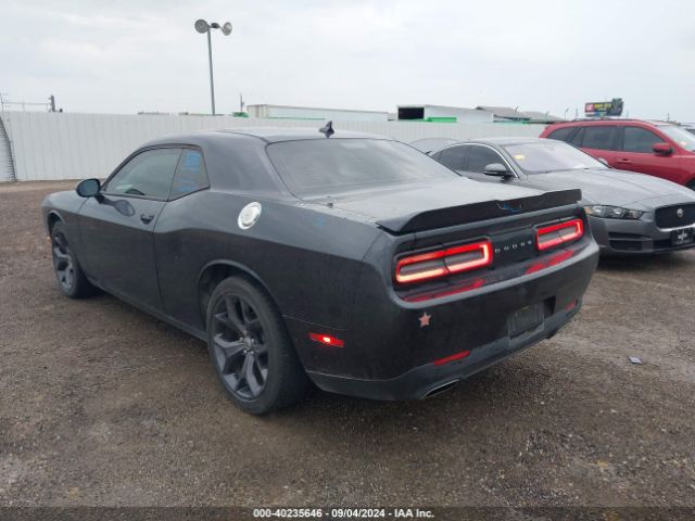 Photo 2 VIN: 2C3CDZAG6JH111011 - DODGE CHALLENGER 