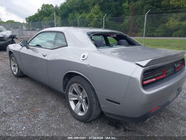 Photo 2 VIN: 2C3CDZAG6JH242116 - DODGE CHALLENGER 