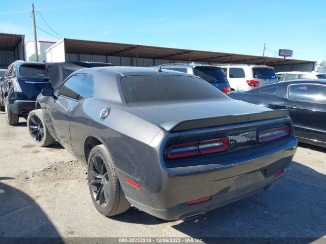 Photo 2 VIN: 2C3CDZAG6JH297133 - DODGE CHALLENGER 