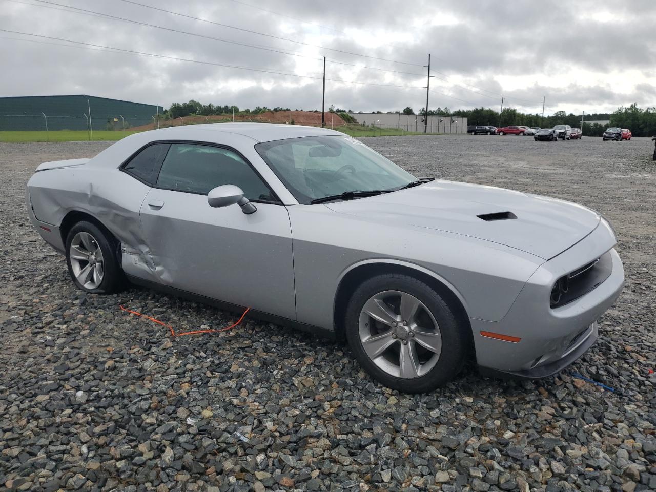 Photo 3 VIN: 2C3CDZAG6KH752399 - DODGE CHALLENGER 