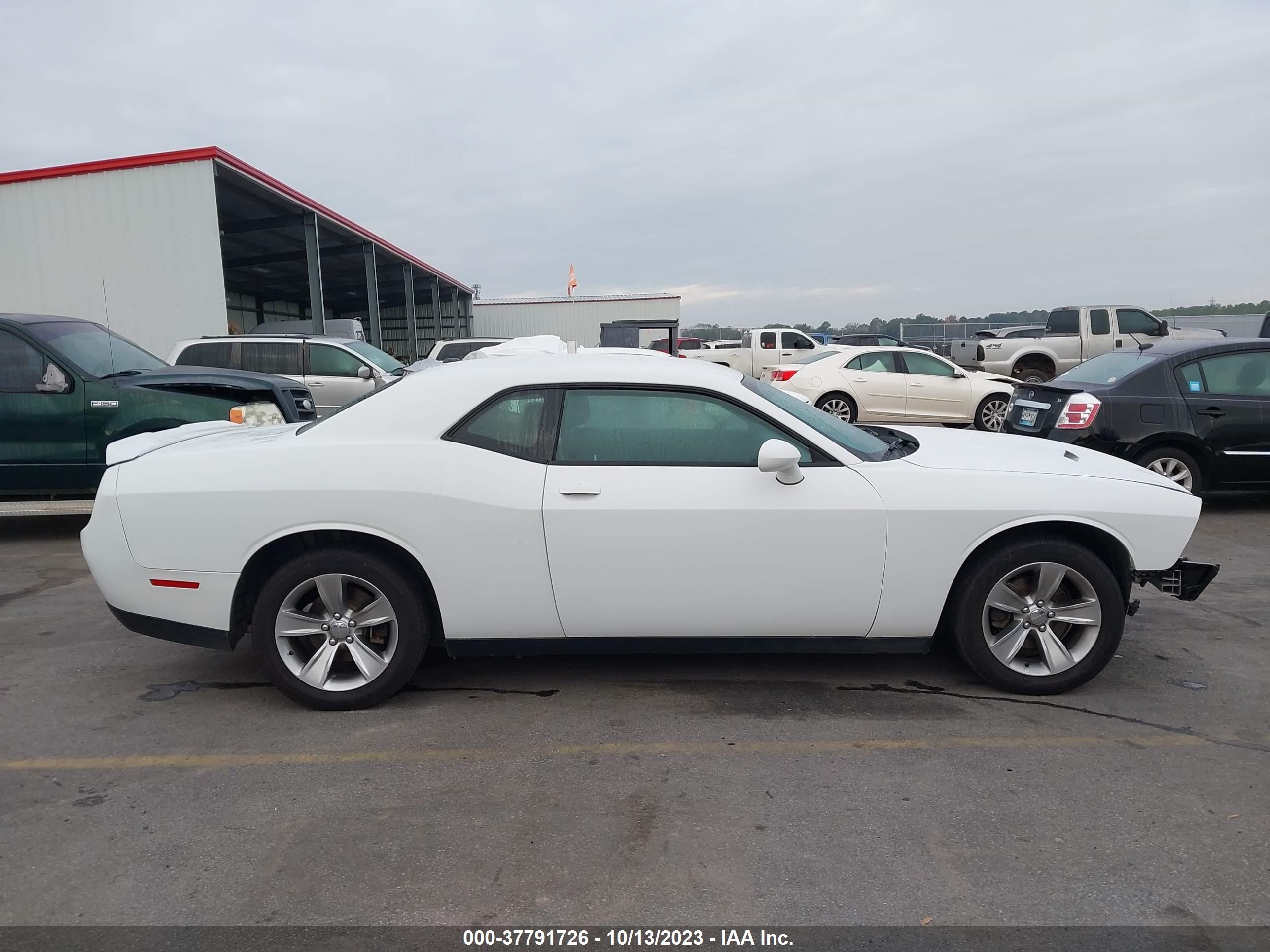 Photo 13 VIN: 2C3CDZAG6LH230390 - DODGE CHALLENGER 