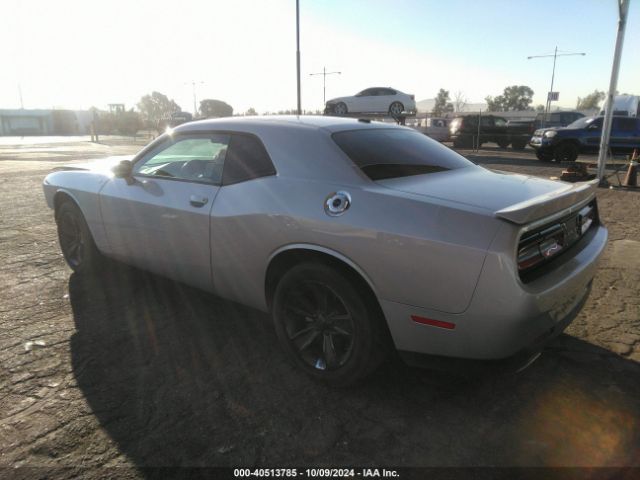 Photo 2 VIN: 2C3CDZAG6NH245684 - DODGE CHALLENGER 