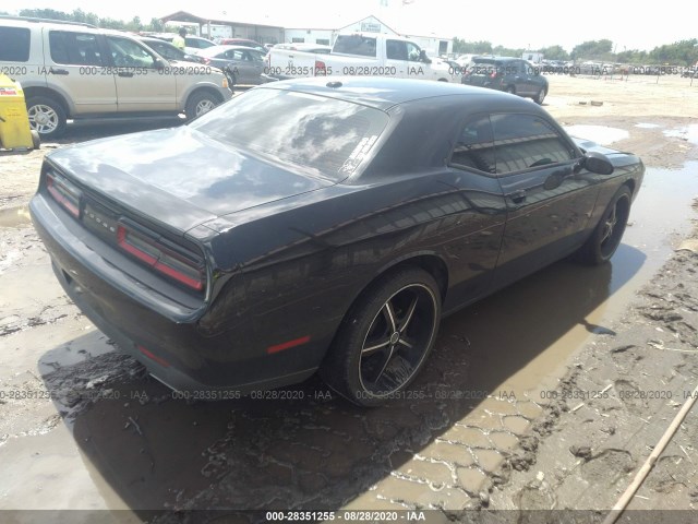 Photo 3 VIN: 2C3CDZAG7FH740509 - DODGE CHALLENGER 