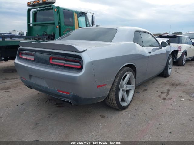 Photo 3 VIN: 2C3CDZAG7FH884951 - DODGE CHALLENGER 