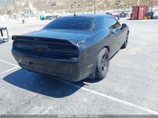 Photo 3 VIN: 2C3CDZAG7JH132109 - DODGE CHALLENGER 