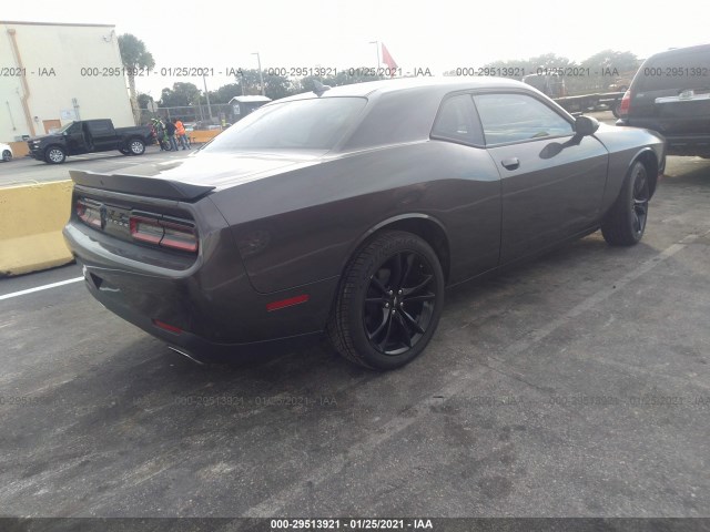 Photo 3 VIN: 2C3CDZAG7JH132675 - DODGE CHALLENGER 