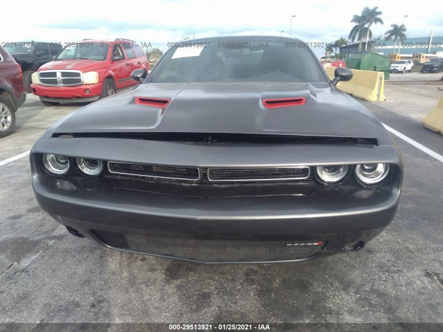 Photo 5 VIN: 2C3CDZAG7JH132675 - DODGE CHALLENGER 