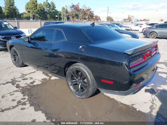 Photo 2 VIN: 2C3CDZAG7JH183027 - DODGE CHALLENGER 