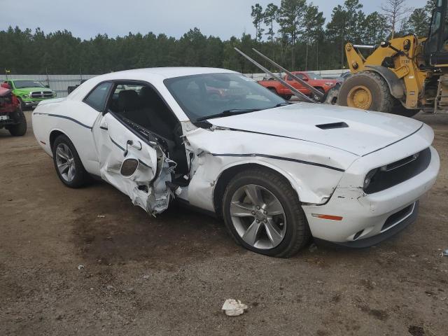 Photo 3 VIN: 2C3CDZAG7JH311329 - DODGE CHALLENGER 