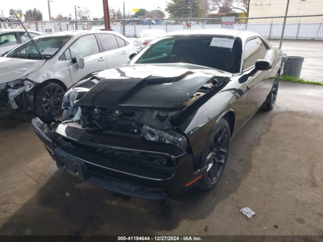 Photo 1 VIN: 2C3CDZAG7KH670195 - DODGE CHALLENGER 