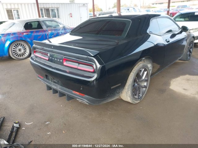 Photo 3 VIN: 2C3CDZAG7KH670195 - DODGE CHALLENGER 