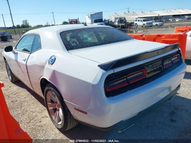 Photo 2 VIN: 2C3CDZAG7PH542627 - DODGE CHALLENGER 