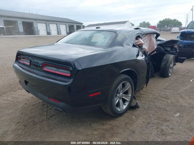 Photo 3 VIN: 2C3CDZAG8FH728062 - DODGE CHALLENGER 