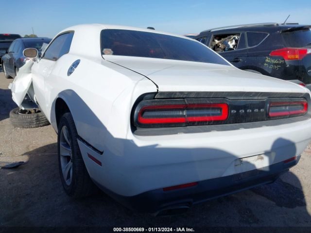 Photo 2 VIN: 2C3CDZAG8FH821101 - DODGE CHALLENGER 