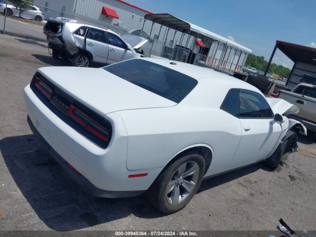 Photo 3 VIN: 2C3CDZAG8GH113464 - DODGE CHALLENGER 