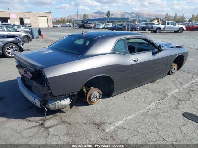 Photo 3 VIN: 2C3CDZAG8GH264384 - DODGE CHALLENGER 