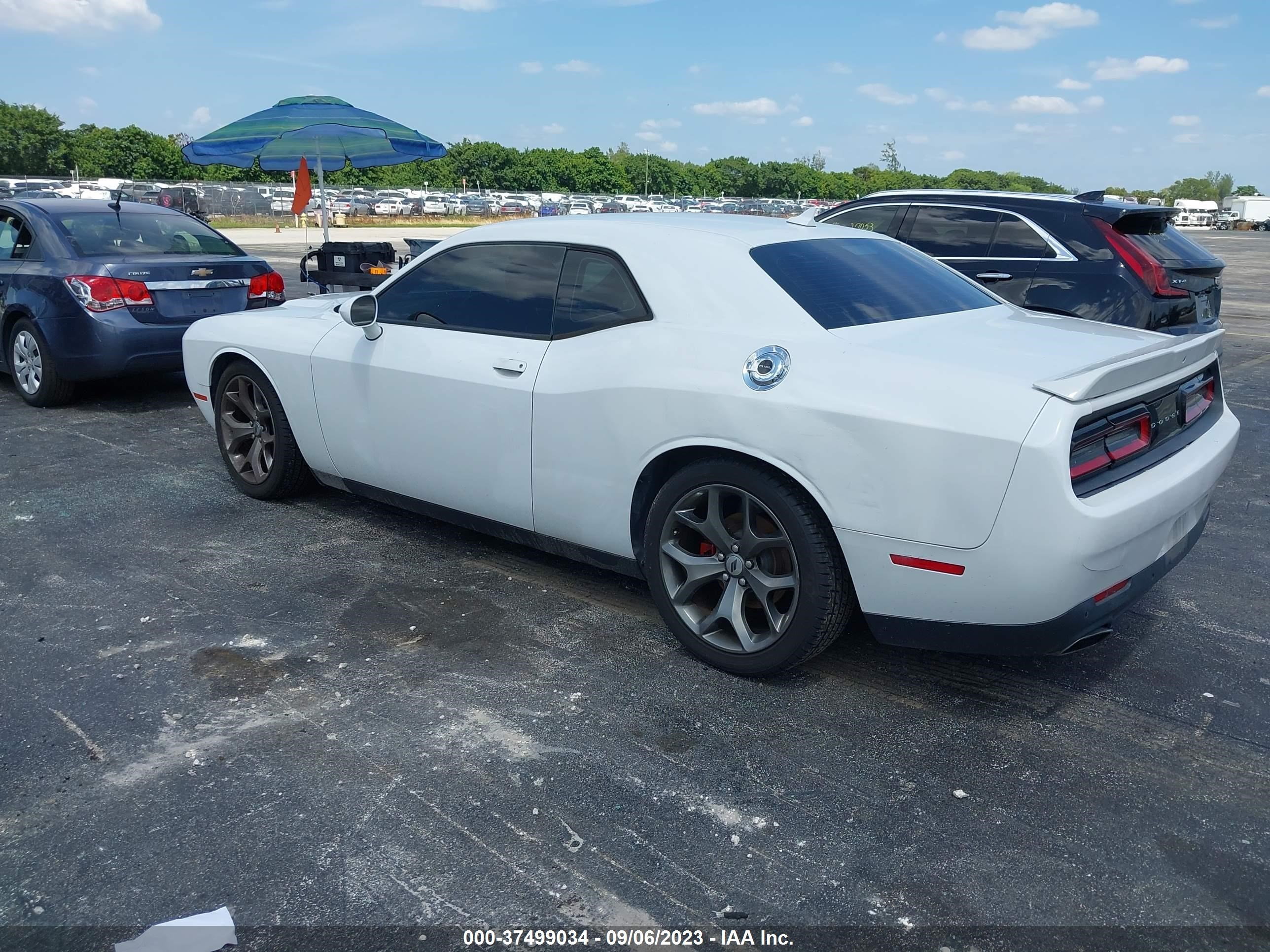 Photo 2 VIN: 2C3CDZAG8HH519651 - DODGE CHALLENGER 