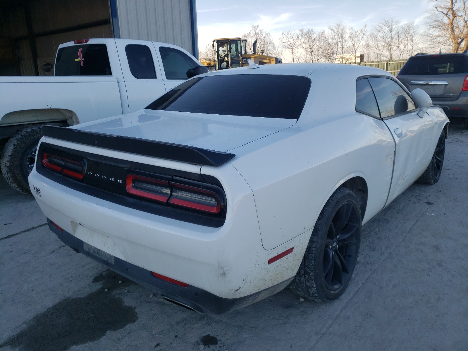 Photo 3 VIN: 2C3CDZAG8HH665578 - DODGE CHALLENGER 