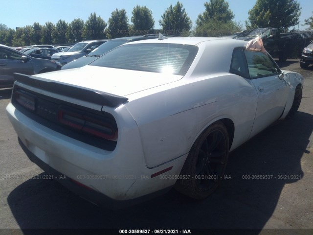 Photo 3 VIN: 2C3CDZAG8JH112144 - DODGE CHALLENGER 