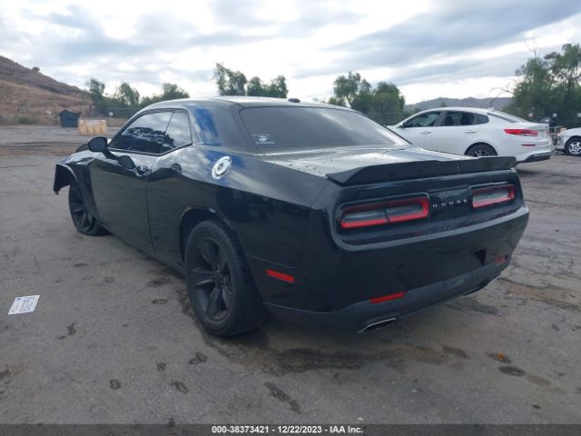 Photo 2 VIN: 2C3CDZAG8JH321867 - DODGE CHALLENGER 