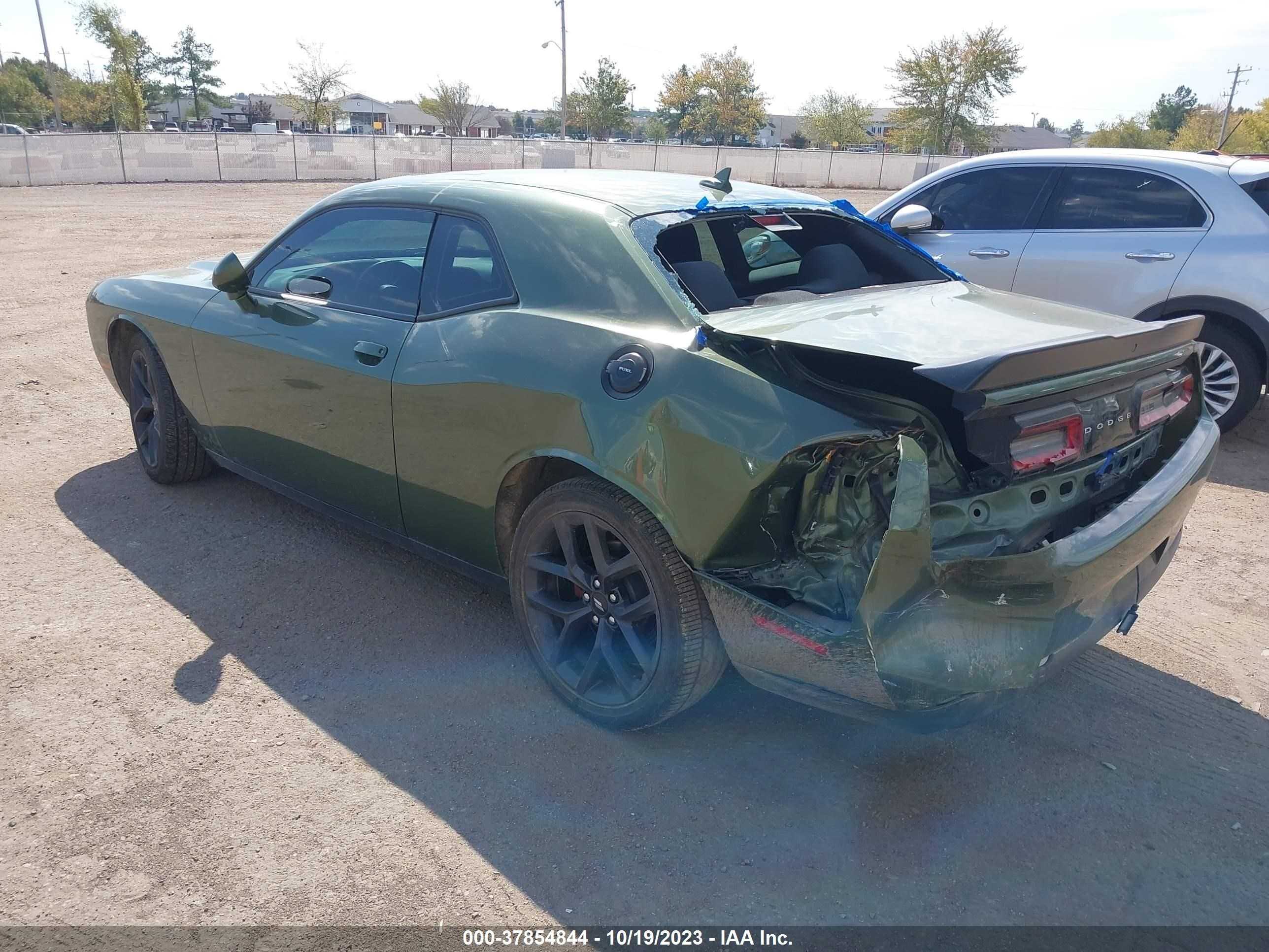 Photo 2 VIN: 2C3CDZAG8KH602701 - DODGE CHALLENGER 