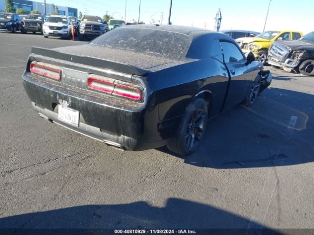 Photo 3 VIN: 2C3CDZAG8KH677270 - DODGE CHALLENGER 