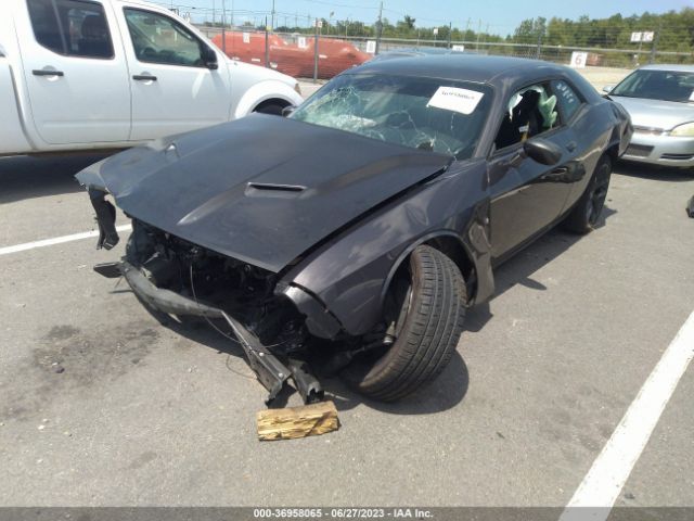 Photo 1 VIN: 2C3CDZAG8KH735670 - DODGE CHALLENGER 