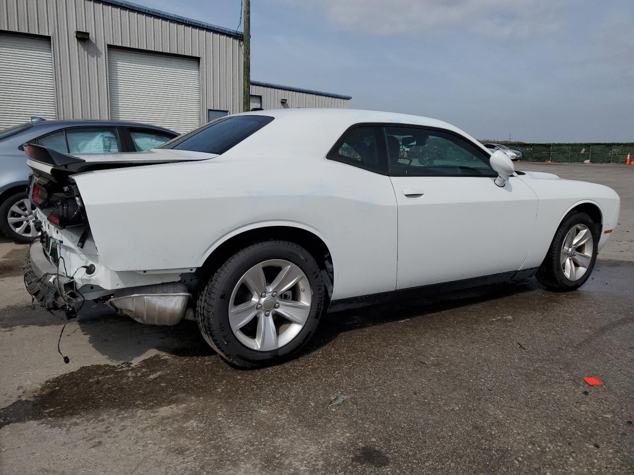 Photo 2 VIN: 2C3CDZAG8PH601569 - DODGE CHALLENGER 