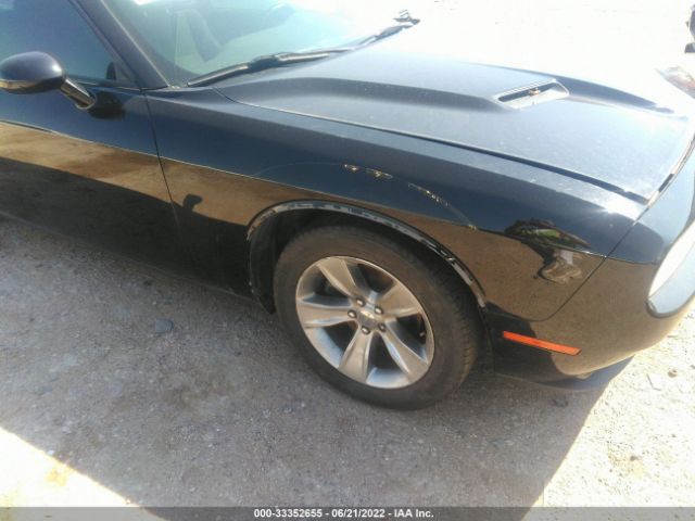 Photo 5 VIN: 2C3CDZAG9GH162771 - DODGE CHALLENGER 