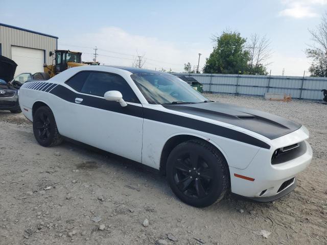 Photo 3 VIN: 2C3CDZAG9GH290184 - DODGE CHALLENGER 