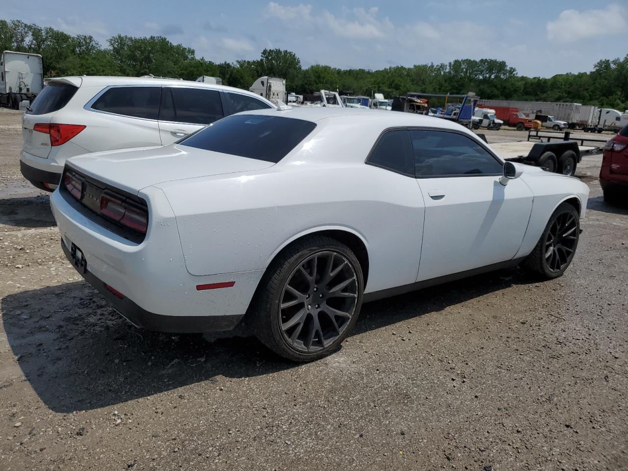 Photo 2 VIN: 2C3CDZAG9GH309669 - DODGE CHALLENGER 