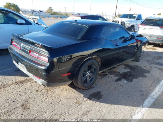 Photo 3 VIN: 2C3CDZAG9JH241722 - DODGE CHALLENGER 