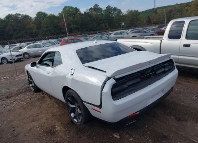 Photo 2 VIN: 2C3CDZAG9JH258987 - DODGE CHALLENGER 