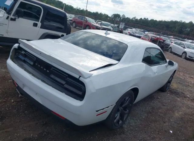 Photo 3 VIN: 2C3CDZAG9JH258987 - DODGE CHALLENGER 