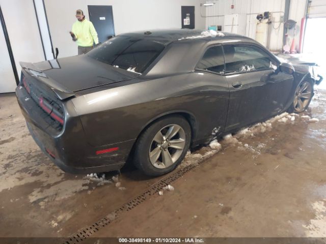 Photo 3 VIN: 2C3CDZAG9JH276647 - DODGE CHALLENGER 