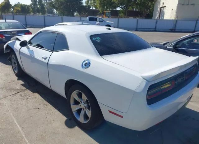 Photo 2 VIN: 2C3CDZAG9JH294923 - DODGE CHALLENGER 