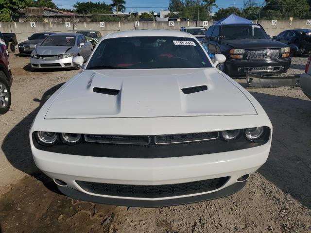 Photo 4 VIN: 2C3CDZAG9JH311638 - DODGE CHALLENGER 