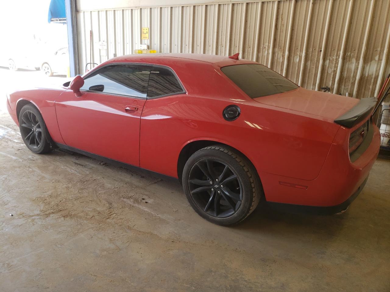 Photo 1 VIN: 2C3CDZAG9JH322350 - DODGE CHALLENGER 