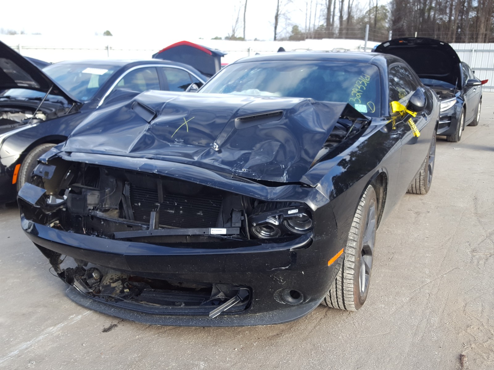 Photo 1 VIN: 2C3CDZAG9KH739551 - DODGE CHALLENGER 