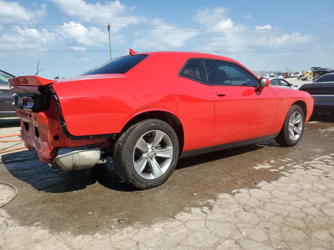 Photo 2 VIN: 2C3CDZAG9KH752008 - DODGE CHALLENGER 