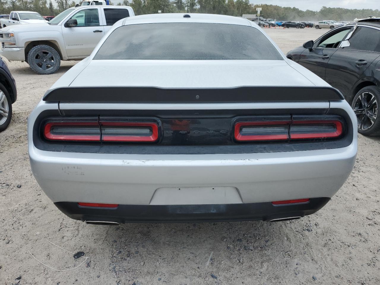 Photo 5 VIN: 2C3CDZAG9LH134950 - DODGE CHALLENGER 