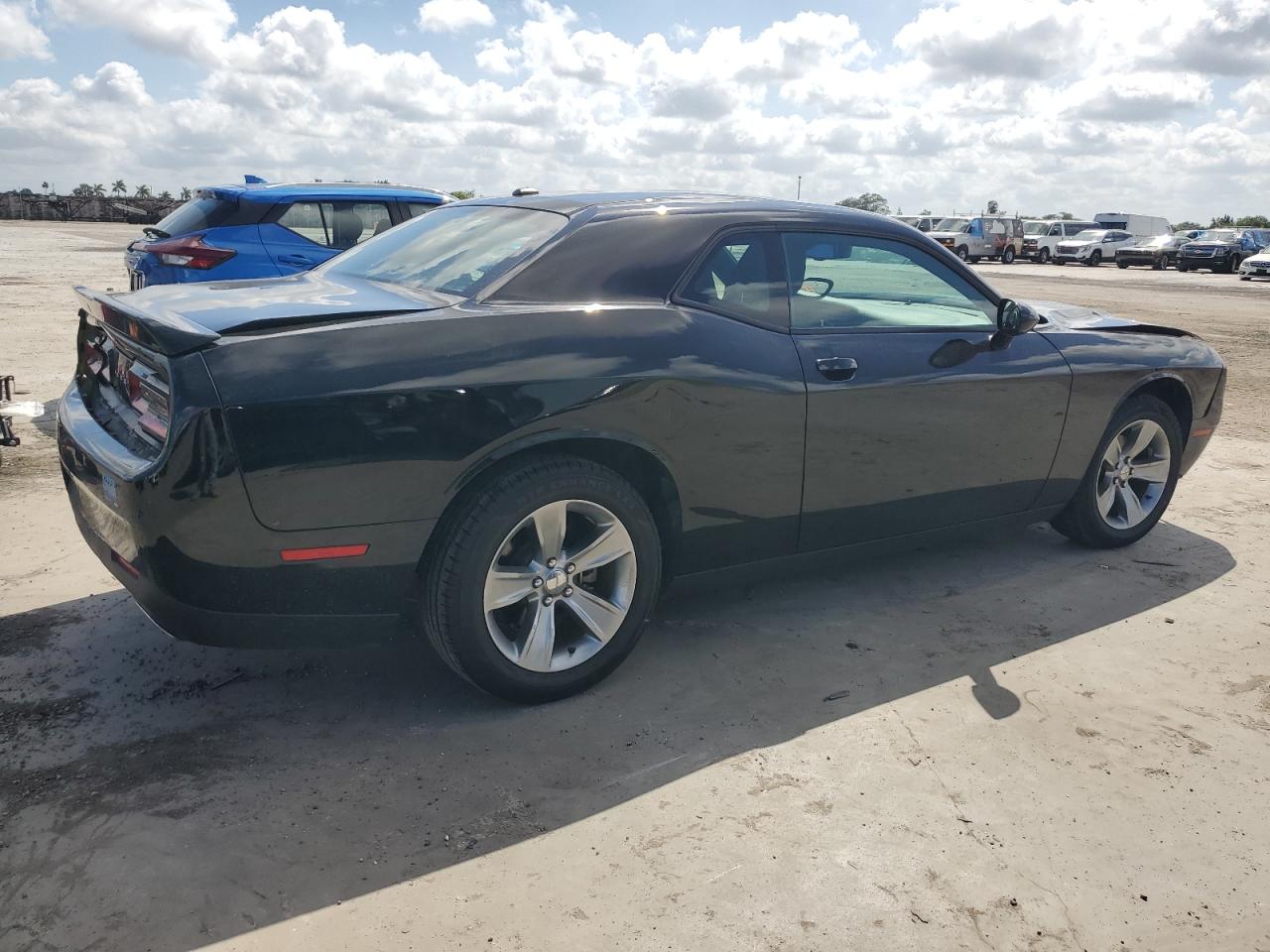 Photo 2 VIN: 2C3CDZAG9MH604704 - DODGE CHALLENGER 