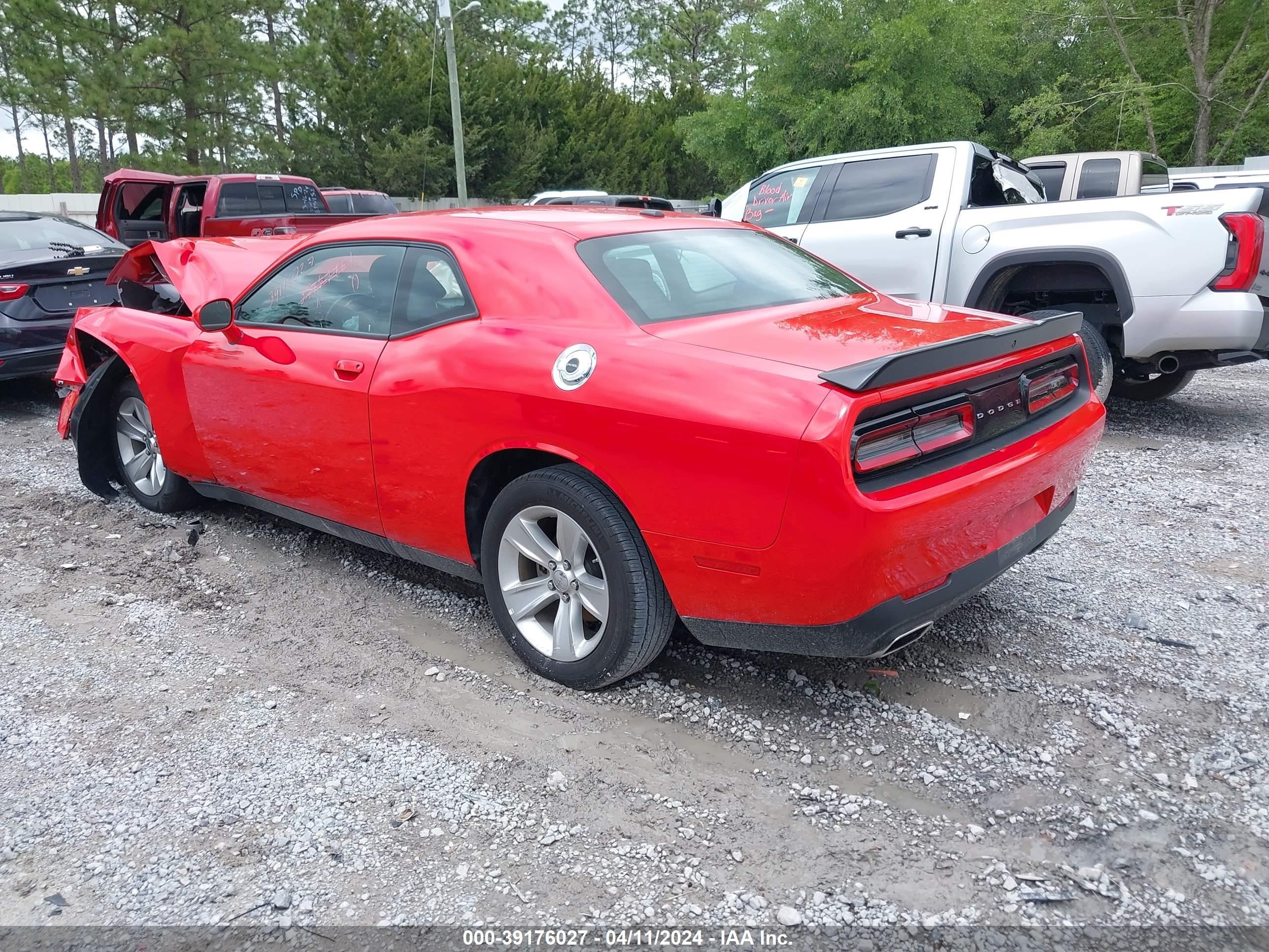 Photo 2 VIN: 2C3CDZAG9PH507474 - DODGE CHALLENGER 