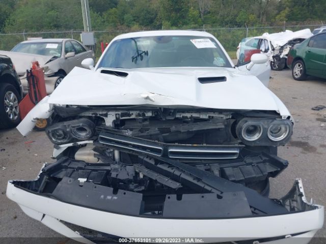 Photo 9 VIN: 2C3CDZAGXFH705432 - DODGE CHALLENGER 