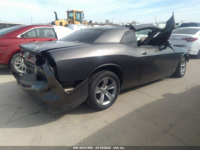 Photo 3 VIN: 2C3CDZAGXGH285110 - DODGE CHALLENGER 