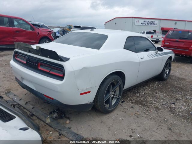 Photo 3 VIN: 2C3CDZAGXGH336590 - DODGE CHALLENGER 